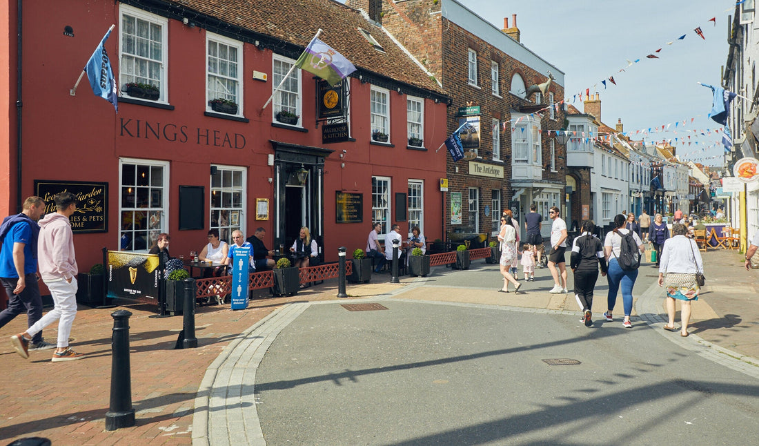 Top YouTube Management Agencies and Companies in Poole England