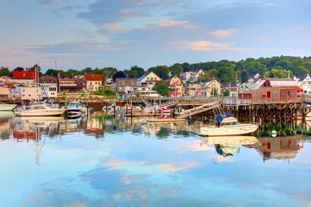 Top 5 Postcard Design Agencies in Maine