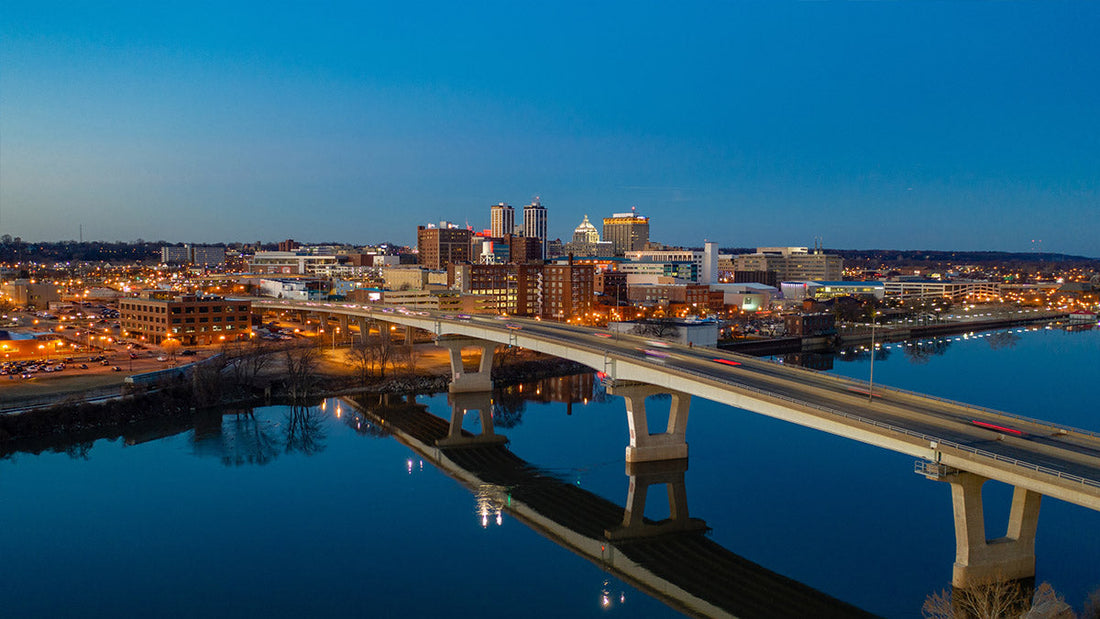 Top Cartoons &amp; Comics Agencies and Companies in Peoria, Illinois.