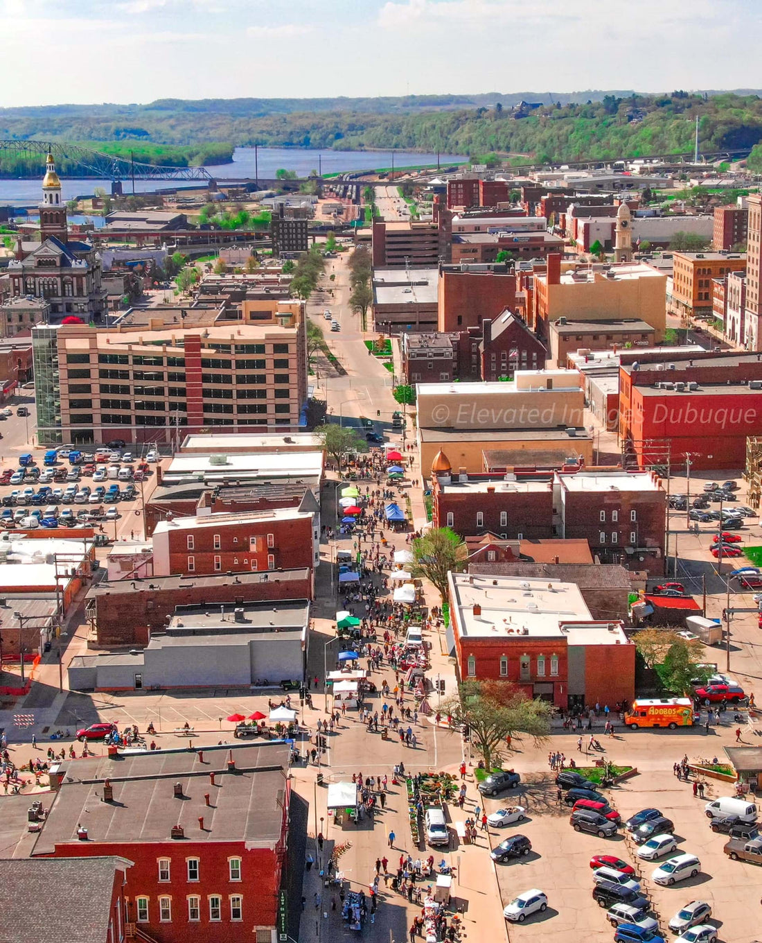Top or Best Graphic Design Subscription Agencies and Companies in Dubuque, Iowa