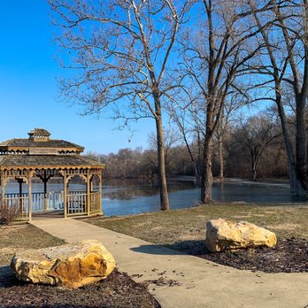 Top or Best Custom Graphics for Videos. Agencies and Companies in Terre Haute, Indiana