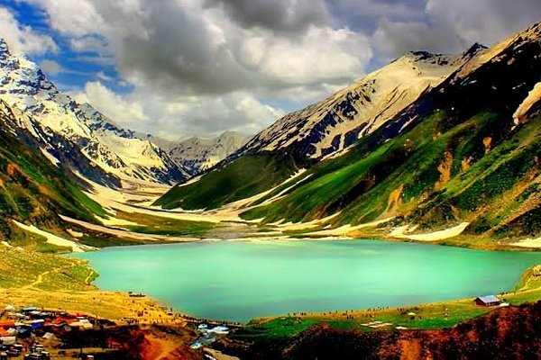 Top or Best Influencer Brand Partnership Agencies and Companies in Pakistan