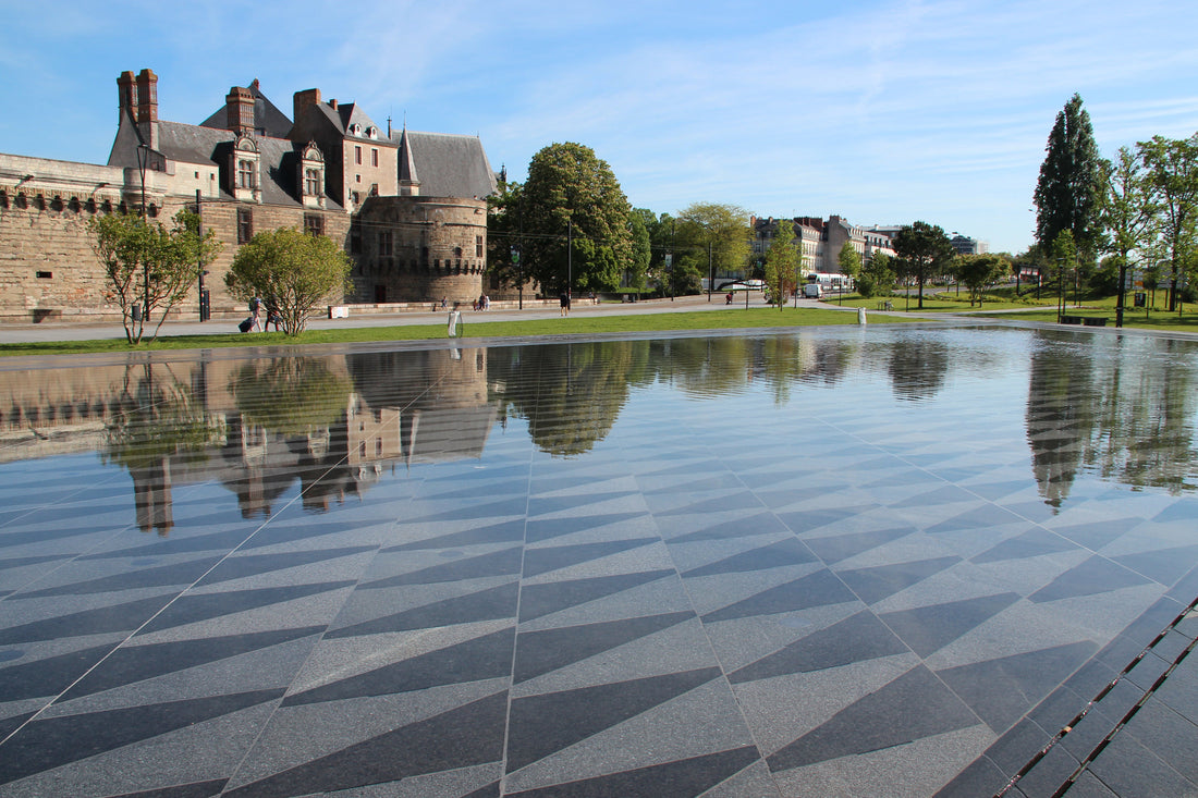 Top or Best NFT Art Agencies and Creators in Nantes, France