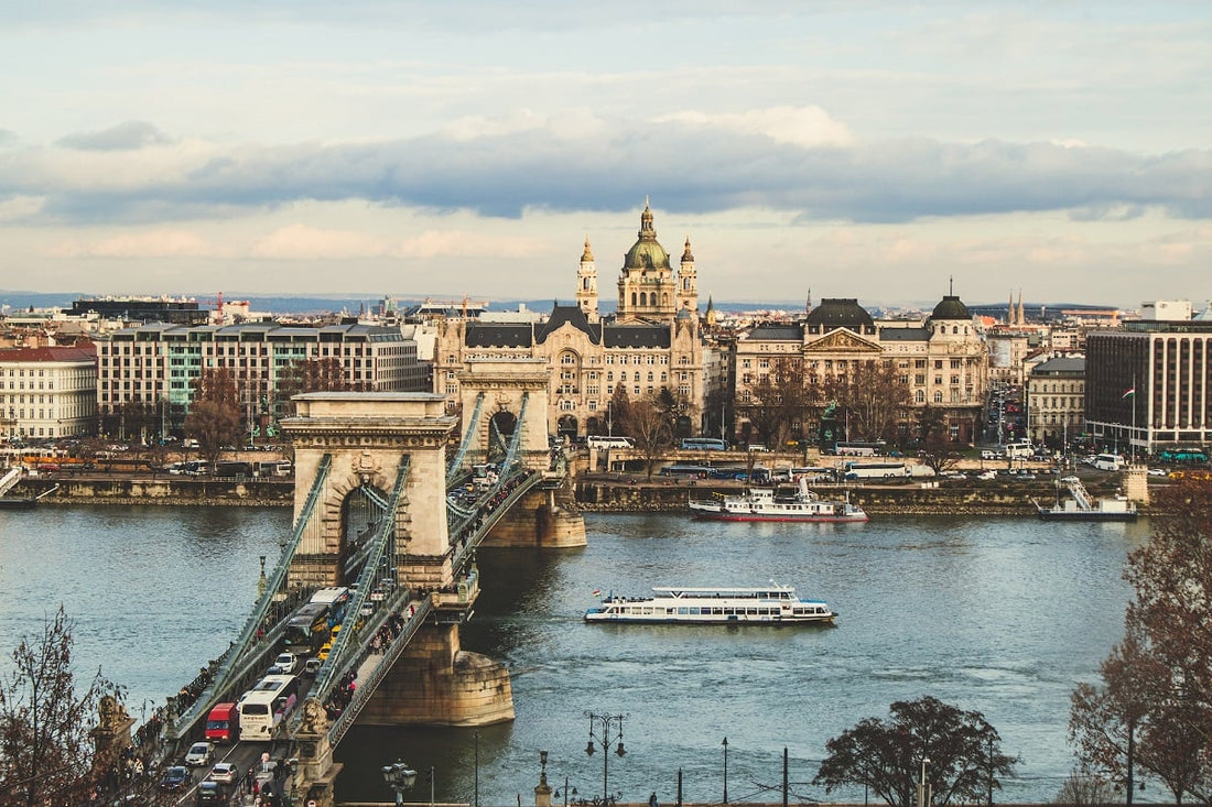 Top Graphics for Streamers Agencies in Hungary