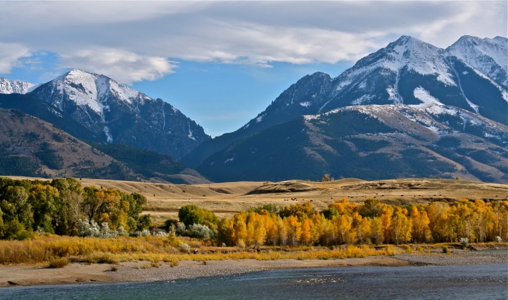 Top or Best Custom Graphics for Videos Agencies and Companies in Helena Valley West Central Montana