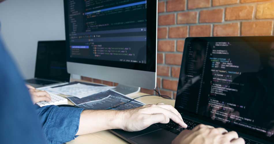 I Want to Create an Android Application. Should I Use React Native or Kotlin for a Spending Database Application if I Already Know Java?