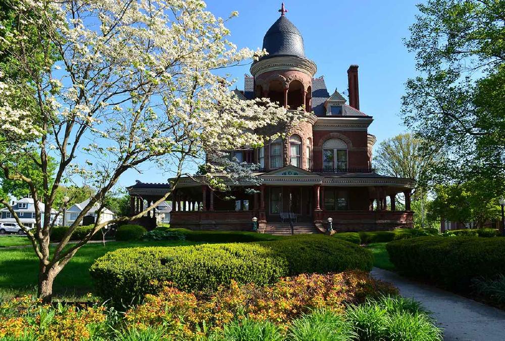 Top or Best Snapchat Management Agencies and Companies in Kokomo, Indiana