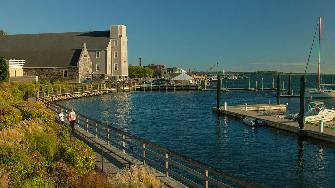 Top or Best Custom Graphics for Videos Agencies and Companies in Bristol, Rhode Island