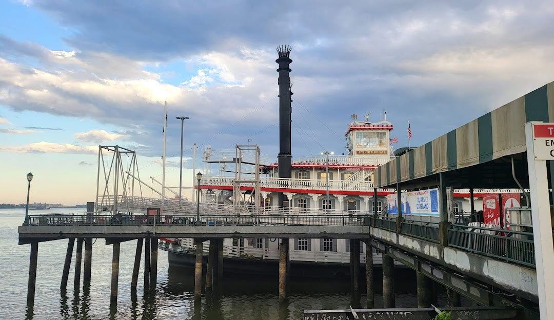 Top or Best Portraits & Caricatures Agencies and Companies in Chalmette, Louisiana