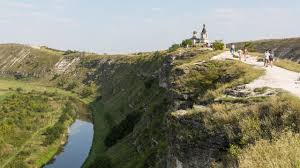 Top 5 NFT Art Agencies in Moldova