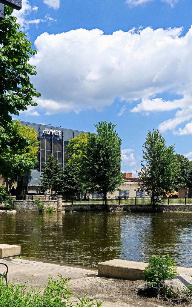 Top or Best Postcard Design Agencies and Companies in Elgin, Illinois