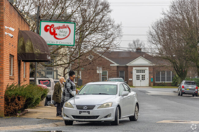 Top or Best Logo Design Agencies and Companies in Elsmere, Delaware