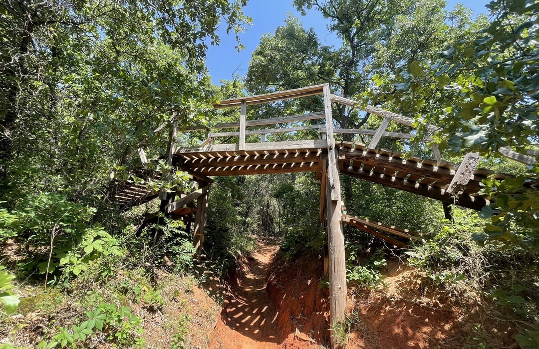 Top or Best Custom Graphics for Videos Agencies and Companies in Moore, Oklahoma