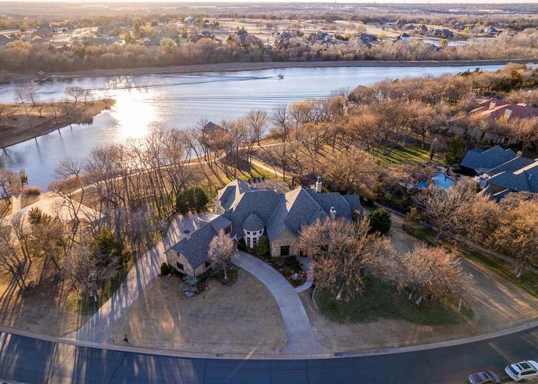 Top or Best Graphic Design Agencies and Companies in Edmond, Oklahoma