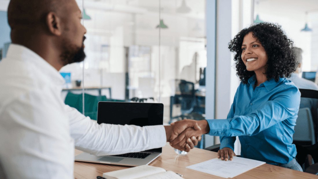 Do Recruiters Connect With Candidates On Weekends?