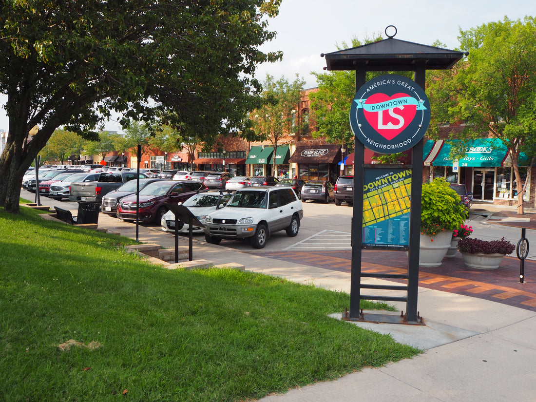 Top or Best Drawing & Illustration Agencies and Companies in Lee's Summit, Missouri