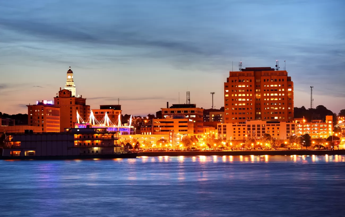 Top or Best LinkedIn Management Agencies and Companies in Bettendorf, Iowa