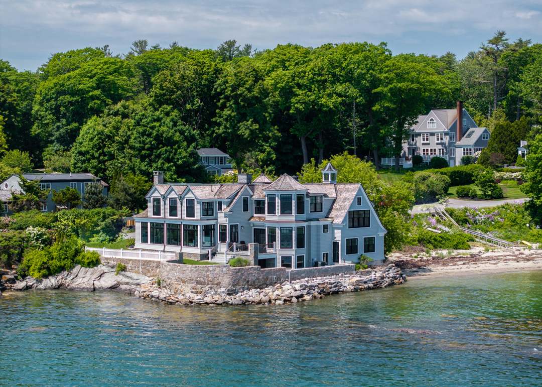 Top or Best Graphics for Streamers Agencies and Companies in Falmouth, Maine