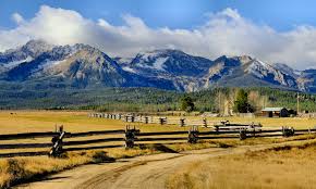 Top or Best LinkedIn Management Agencies and Companies in Mountain Home, Idaho