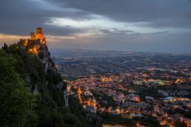 Top 5 Custom Graphics for Videos Agencies in San Marino