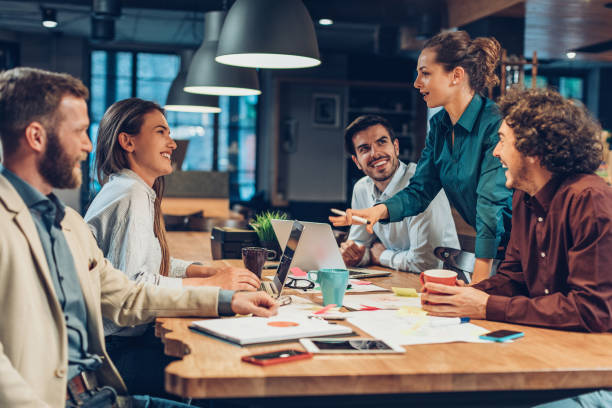 Influencer Marketing Agency Vs Talent Management Agency, Which Way To Go For Better Success?