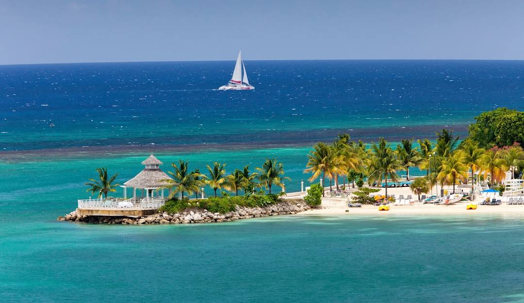Top 5 Virtual Background Designers in Jamaica: Elevating Your Online Presence with Stunning Designs