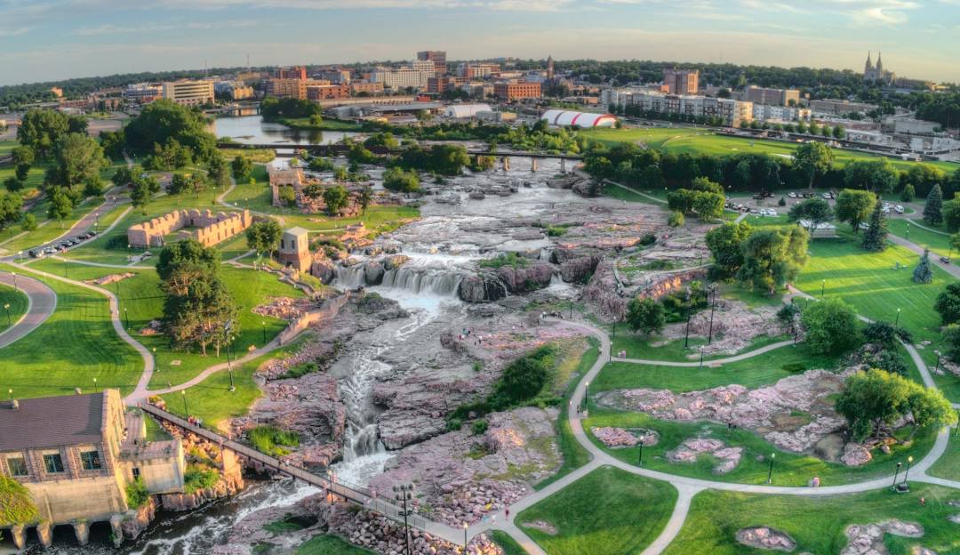 Top NFT Art Agencies in South Dakota