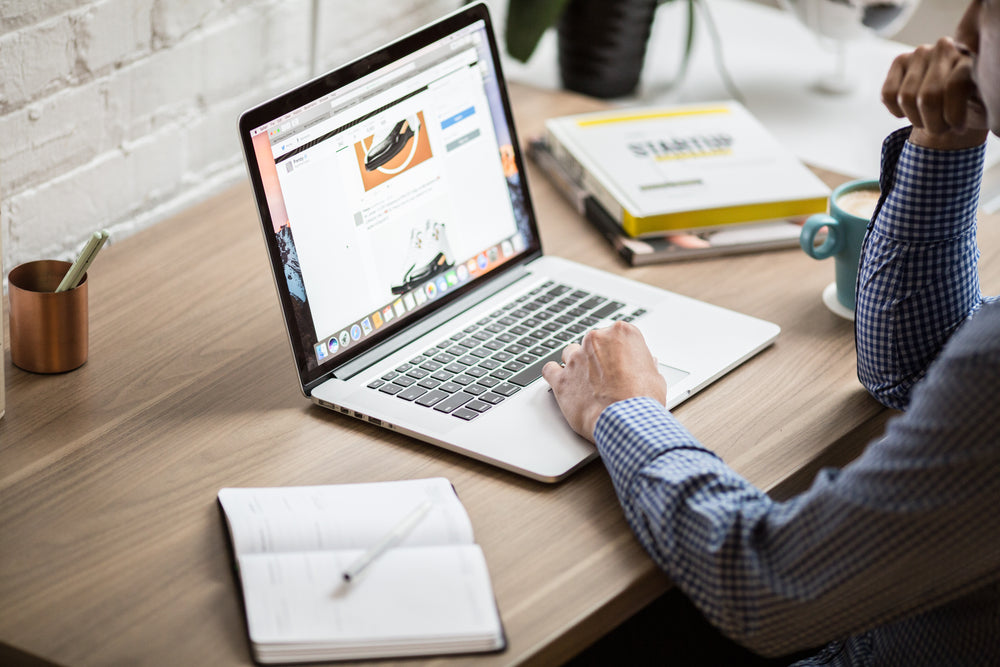 Should I Be a Mobile App Developer, Web Developer, or Both? Which Field Makes More Money?