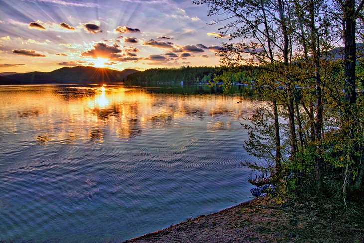 Top or Best Snapchat Management Agencies and Companies in Lockwood, Montana