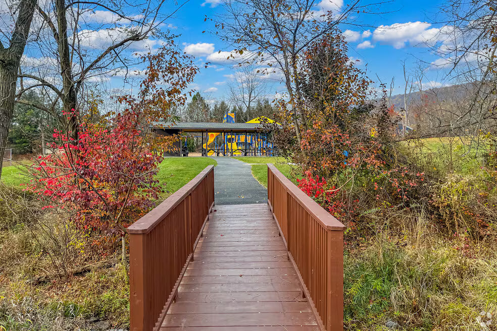 Top or Best TikTok Management Agencies and Companies in Lower Paxton, Pennsylvania