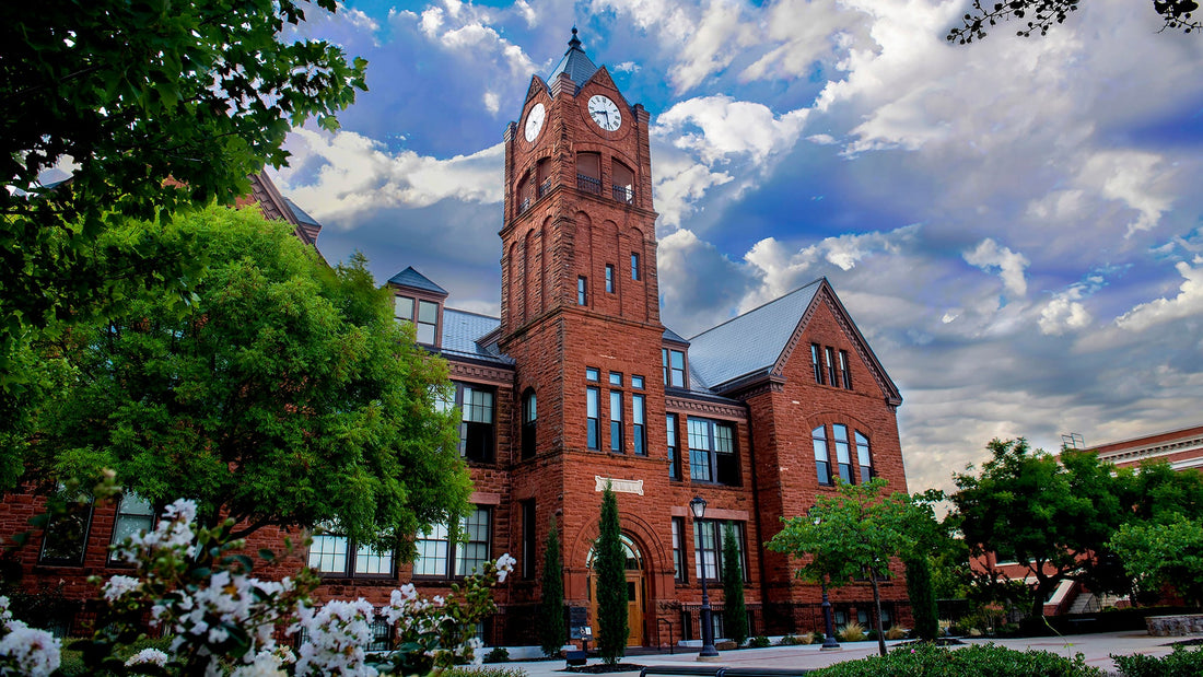 Top or Best TikTok Management Agencies and Companies in Edmond, Oklahoma