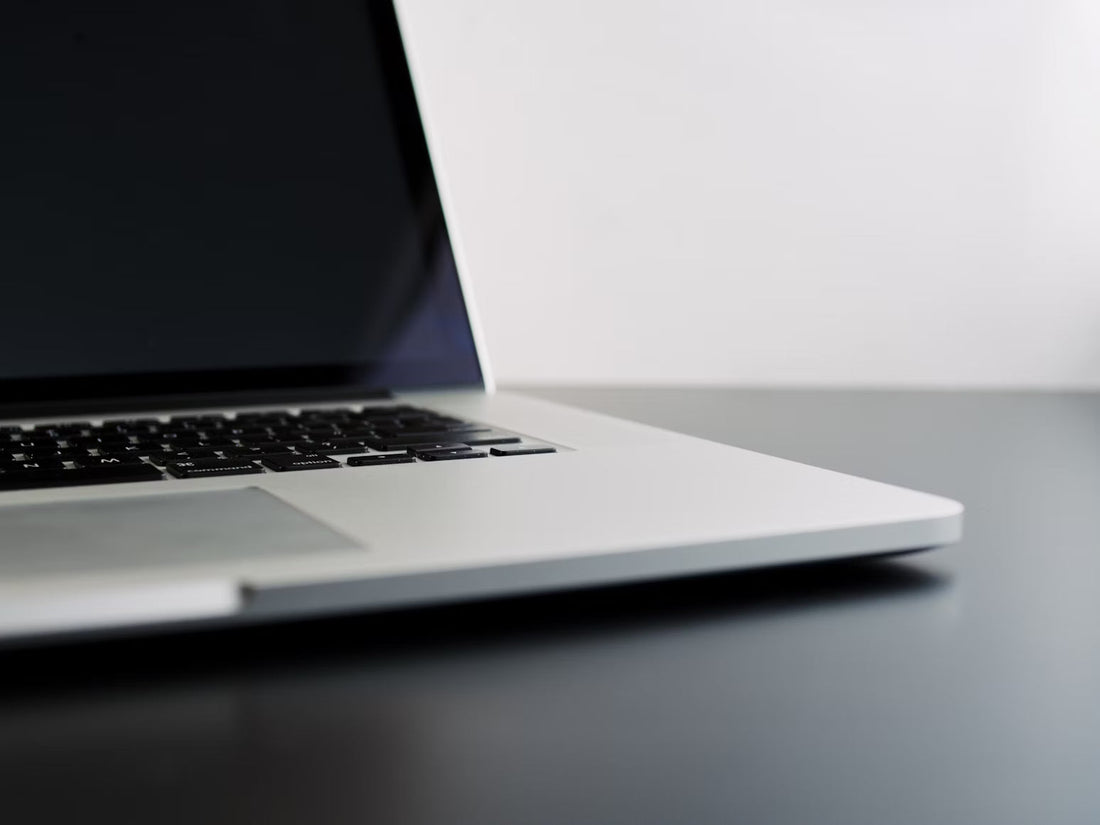 What Software Do You Use to Design Your Own Logo?