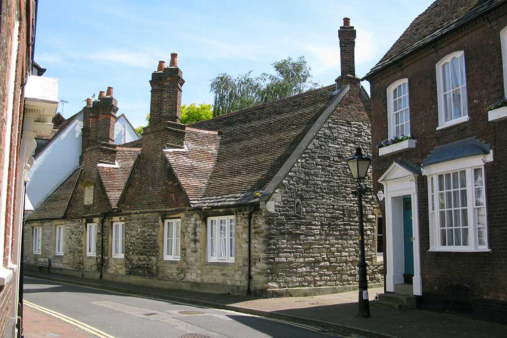 Top X Twitter Management Agencies and Companies in Poole England