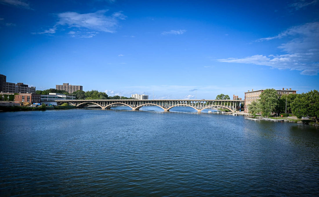 Top or Best Graphic Design Subscription Agencies and Companies in Rockford, Illinois