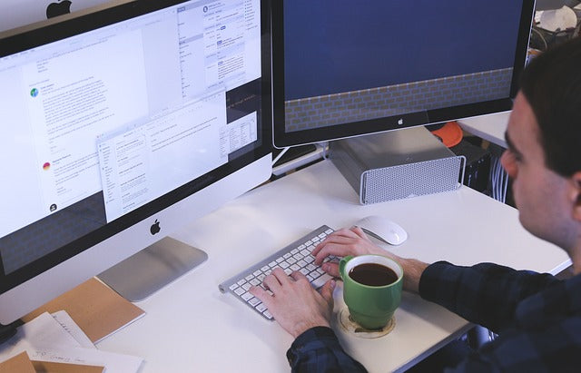 Best Alternative for LinkedIn Banner Studios